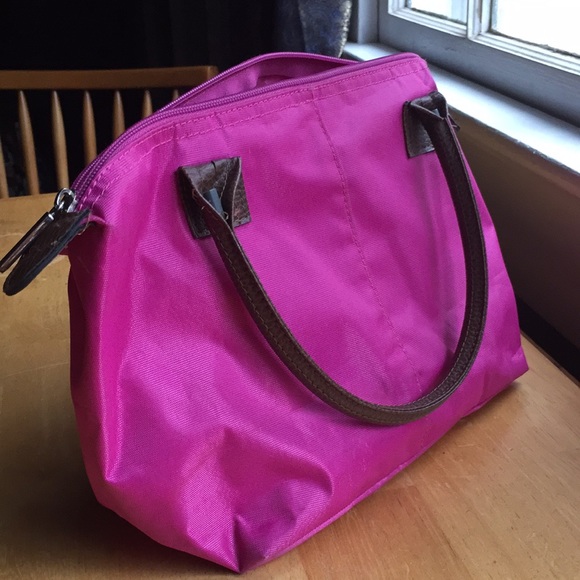 13(8)x8x4,5”Kérastase Paris Red Nylon cosmetic Bag - Picture 1 of 13